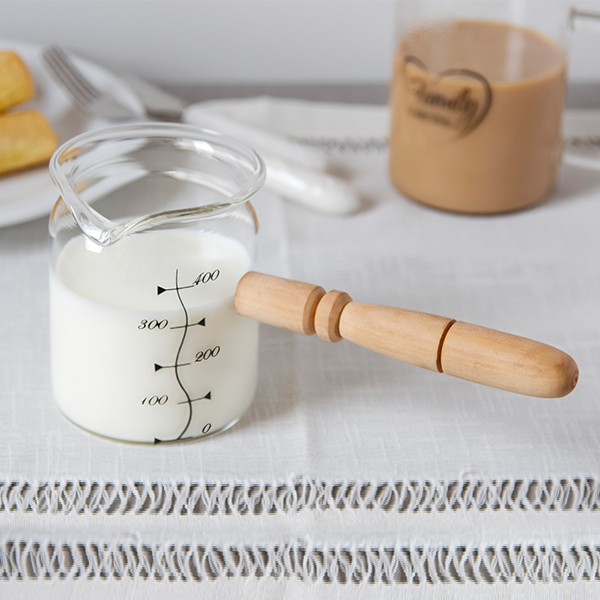 تصویر شیر جوش پیرکس کوچک میس گلس